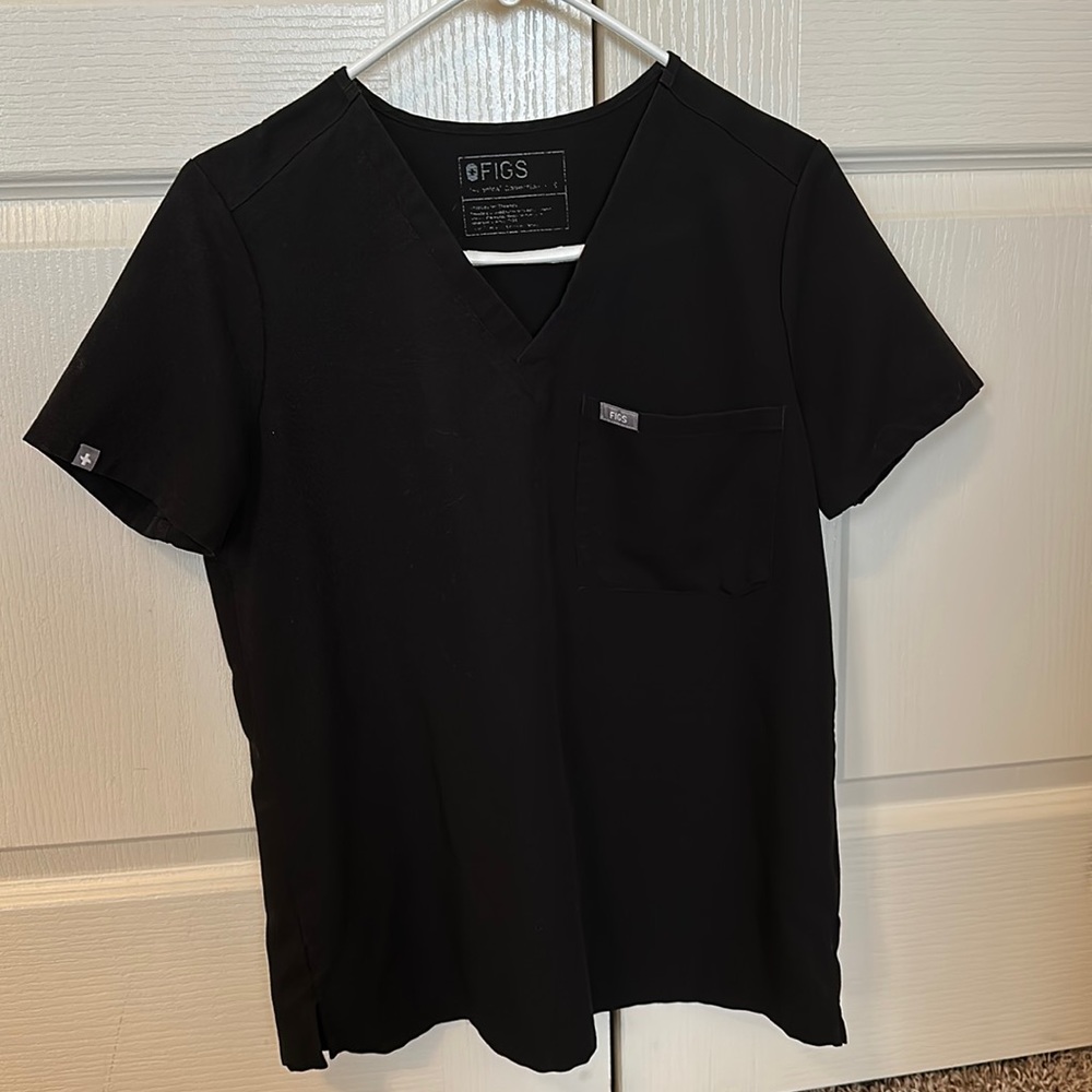 FIGS Catarina One Pocket Scrub Top